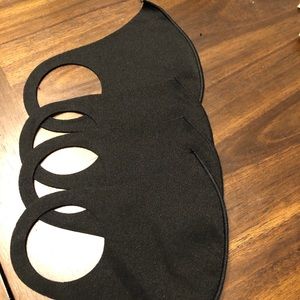 Face mask $10/set of 4pcs